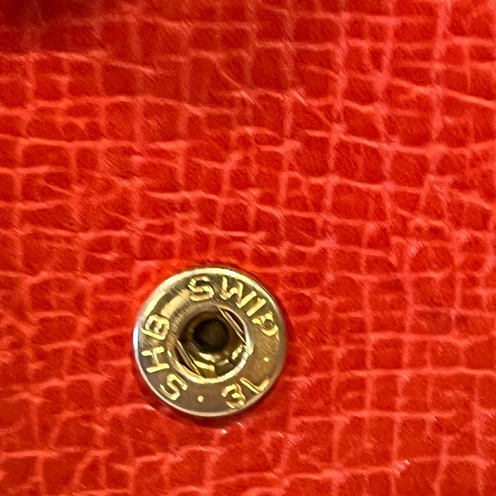 Authentic Loewe EUC Eye Popping Croc-Embossed Leather Wallet W/ Scalloped Design - Picture 6 of 9